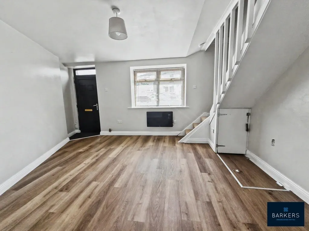 Bradford Road, Drighlington BD11 1AB, photo 3