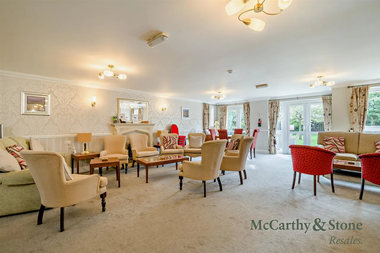 Station Road, Worle, BS22, photo 12
