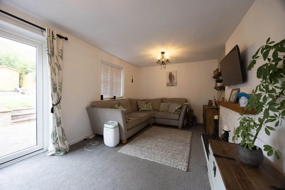 The Squires, Blackminster, WR11, photo 3