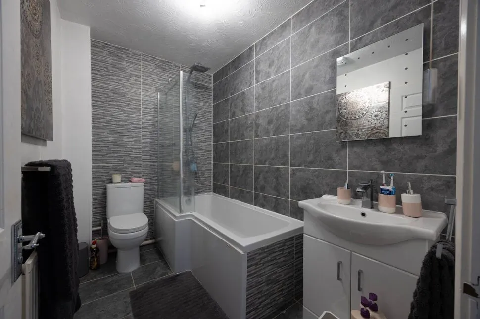 The Squires, Blackminster, WR11, photo 10