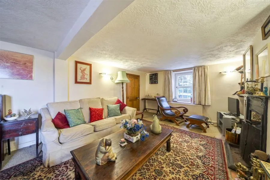 Witney Road, Witney, OX29, photo 2