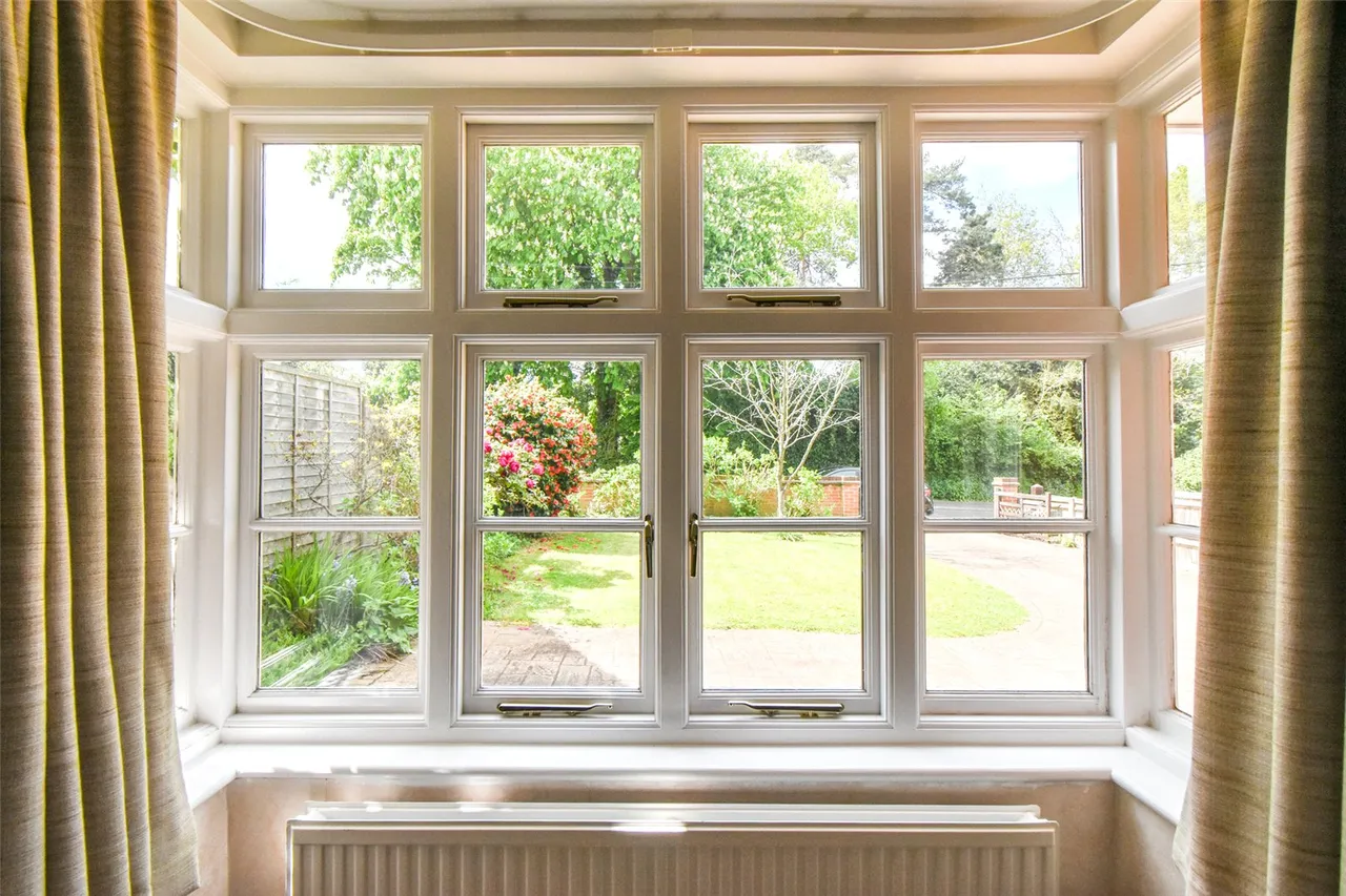 Reading Road, Hook, Hampshire, RG27 9EA, photo 16