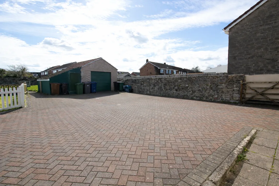 Main Street, Walton, photo 11