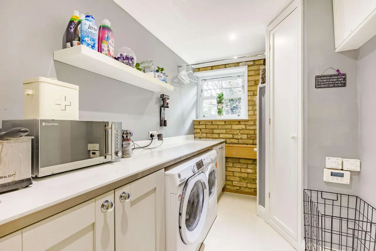 Coolgardie Road, Ashford, Surrey, TW15 1ES, photo 12