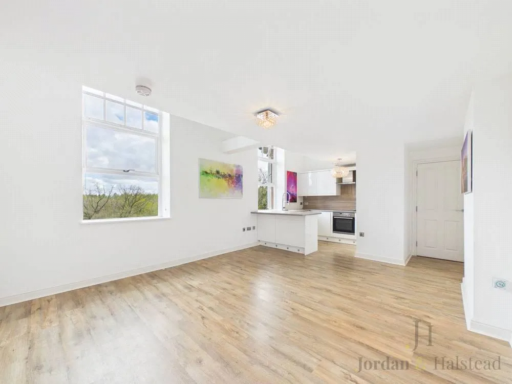 Kingswood Park, Kingswood, Frodsham, Cheshire, WA6 6EH, photo 4