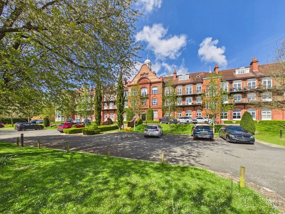 Kingswood Park, Kingswood, Frodsham, Cheshire, WA6 6EH, photo 9