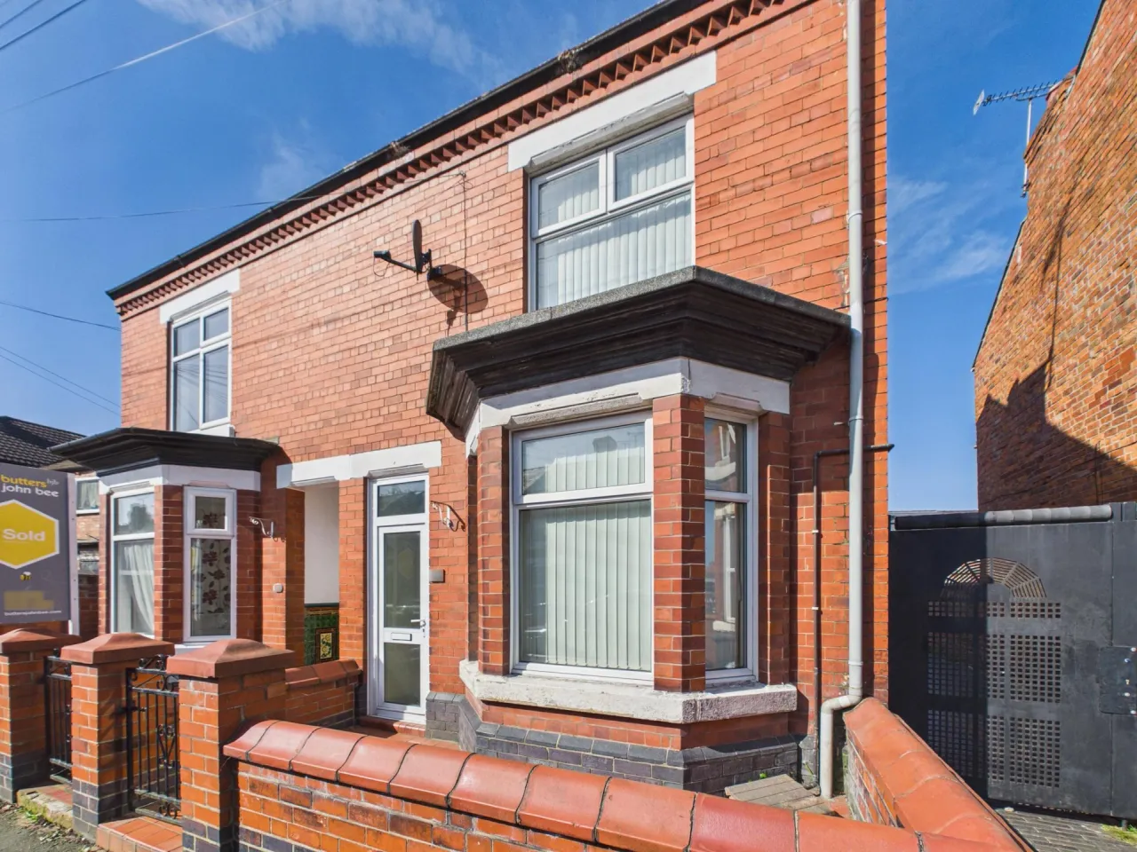 2 bed property for sale, Ernest Street, Crewe