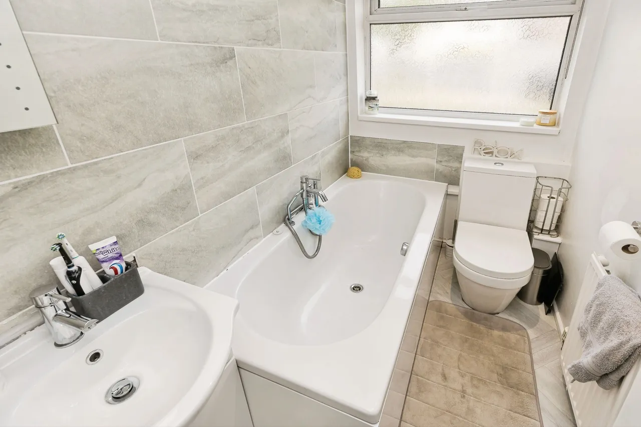 Uplands Avenue, Deeside, CH5, photo 12