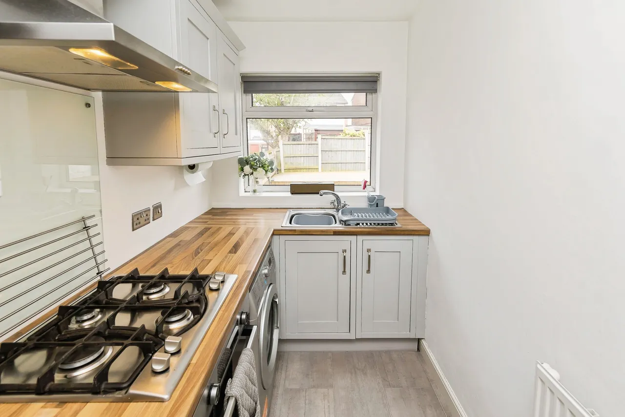 Uplands Avenue, Deeside, CH5, photo 6