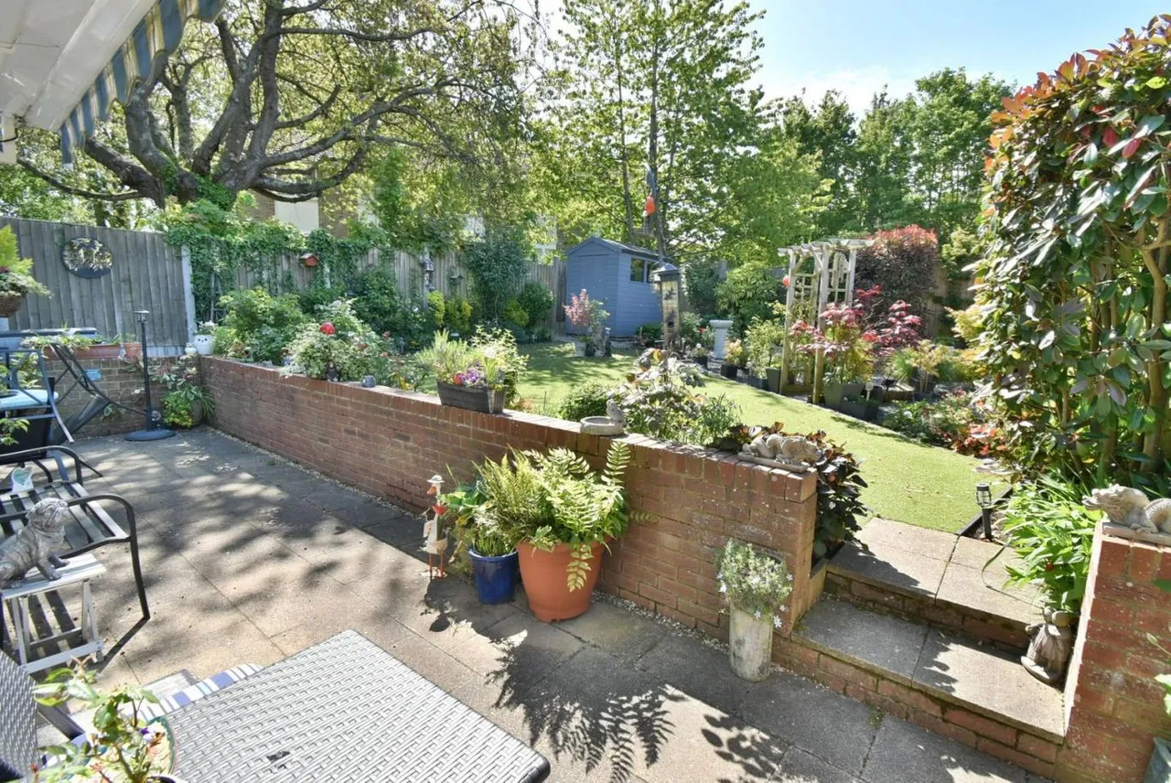 Jenni Close, BH11, photo 20
