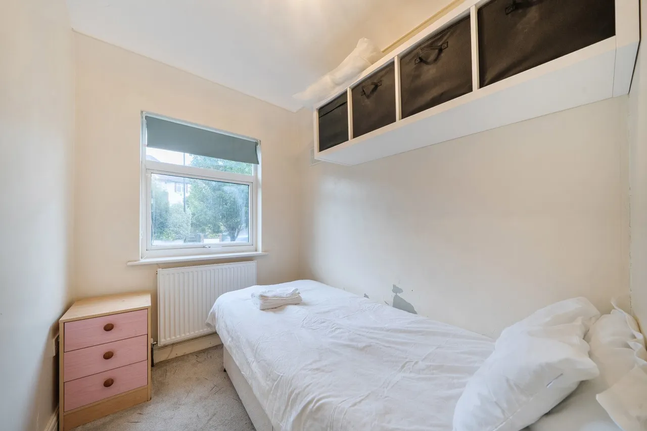 Westmount Road, SE9, photo 21
