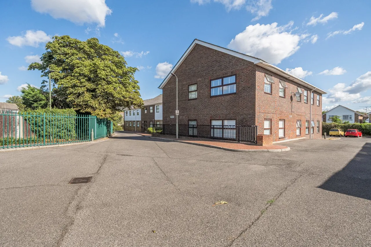 Hartington Close, Orpington, BR6, photo 9