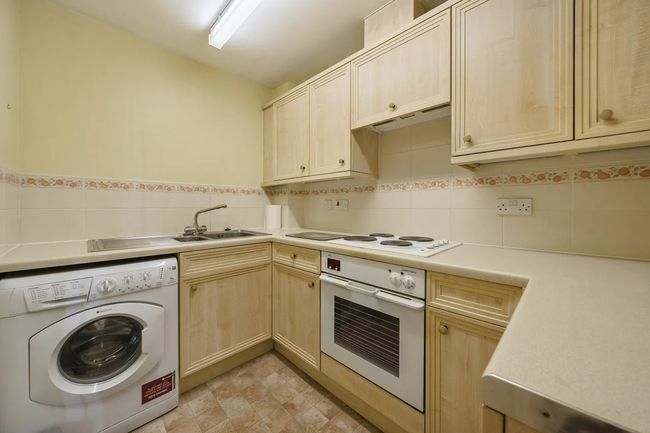 Hartington Close, Orpington, BR6, photo 5