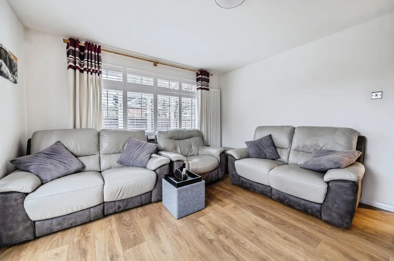 Milkingpen Lane, Old Basing, Basingstoke, Hampshire, RG24 7DD, photo 11