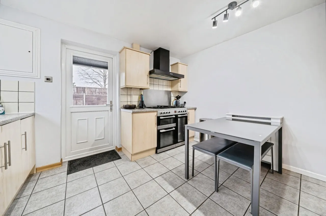 Milkingpen Lane, Old Basing, Basingstoke, Hampshire, RG24 7DD, photo 12