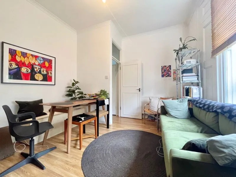 1 bed flat to rent — Warneford Street, London E9 7NG