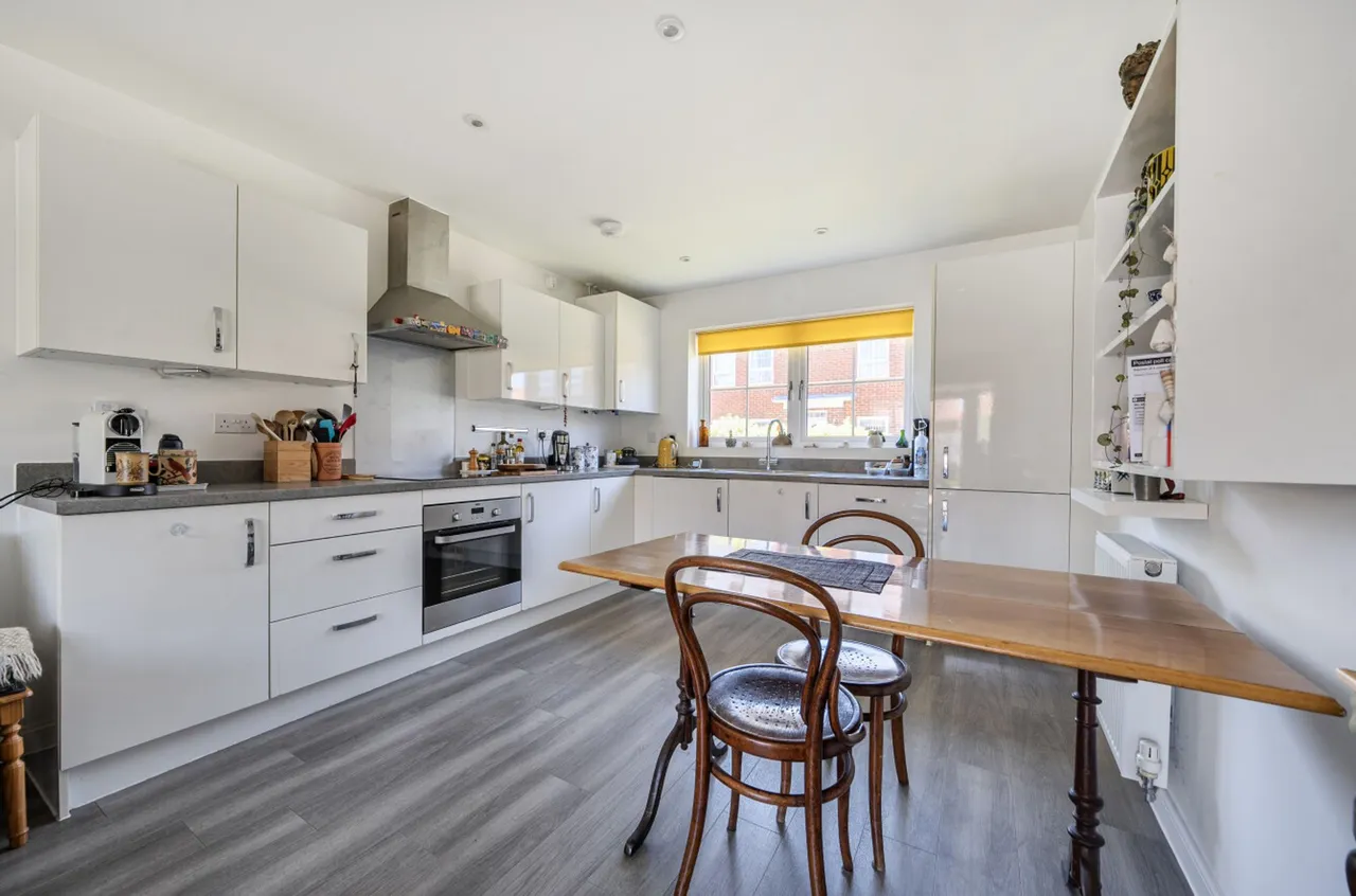 Jodrell Place, Selsey, PO20, photo 7