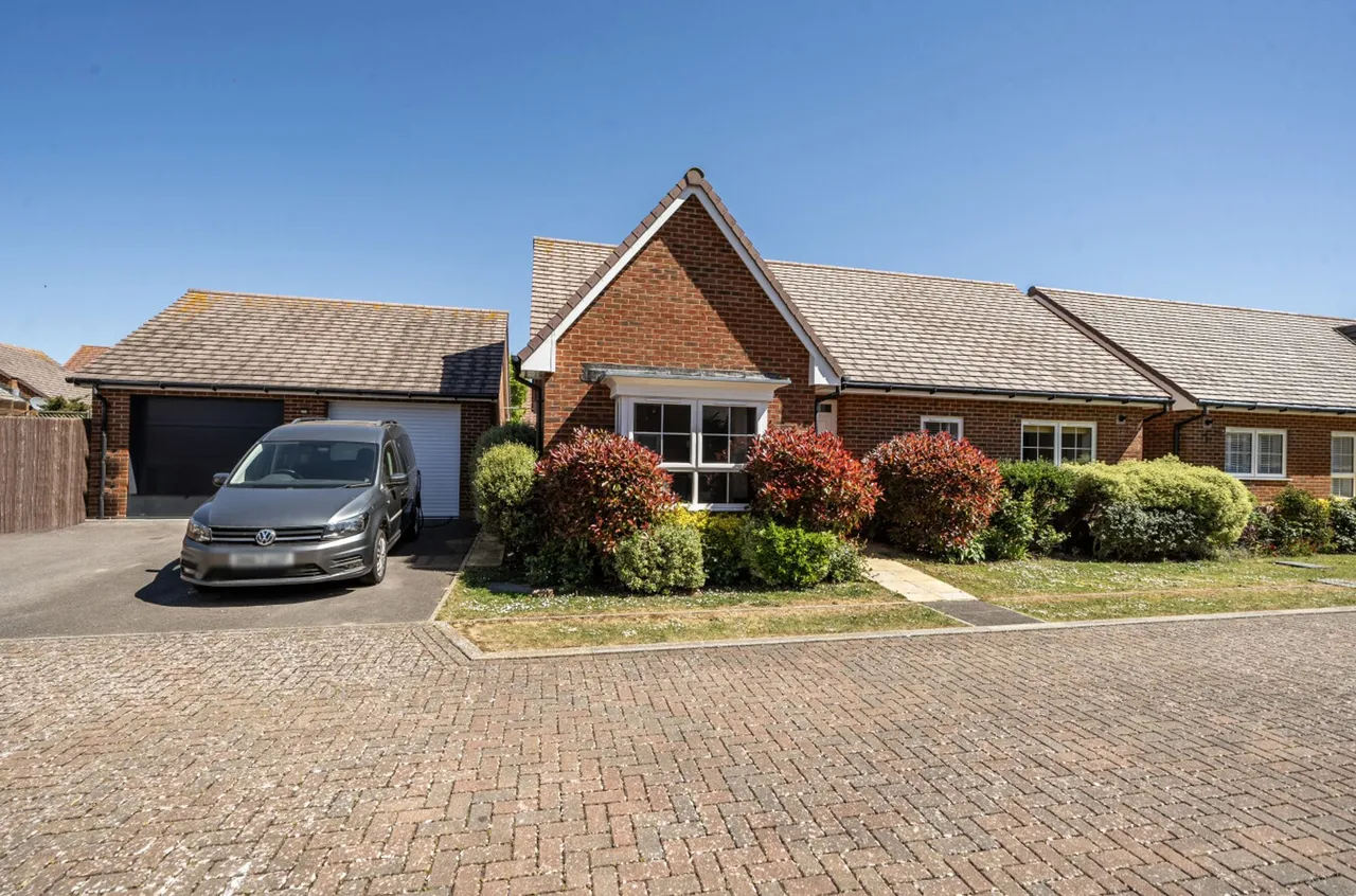 Jodrell Place, Selsey, PO20, photo 20