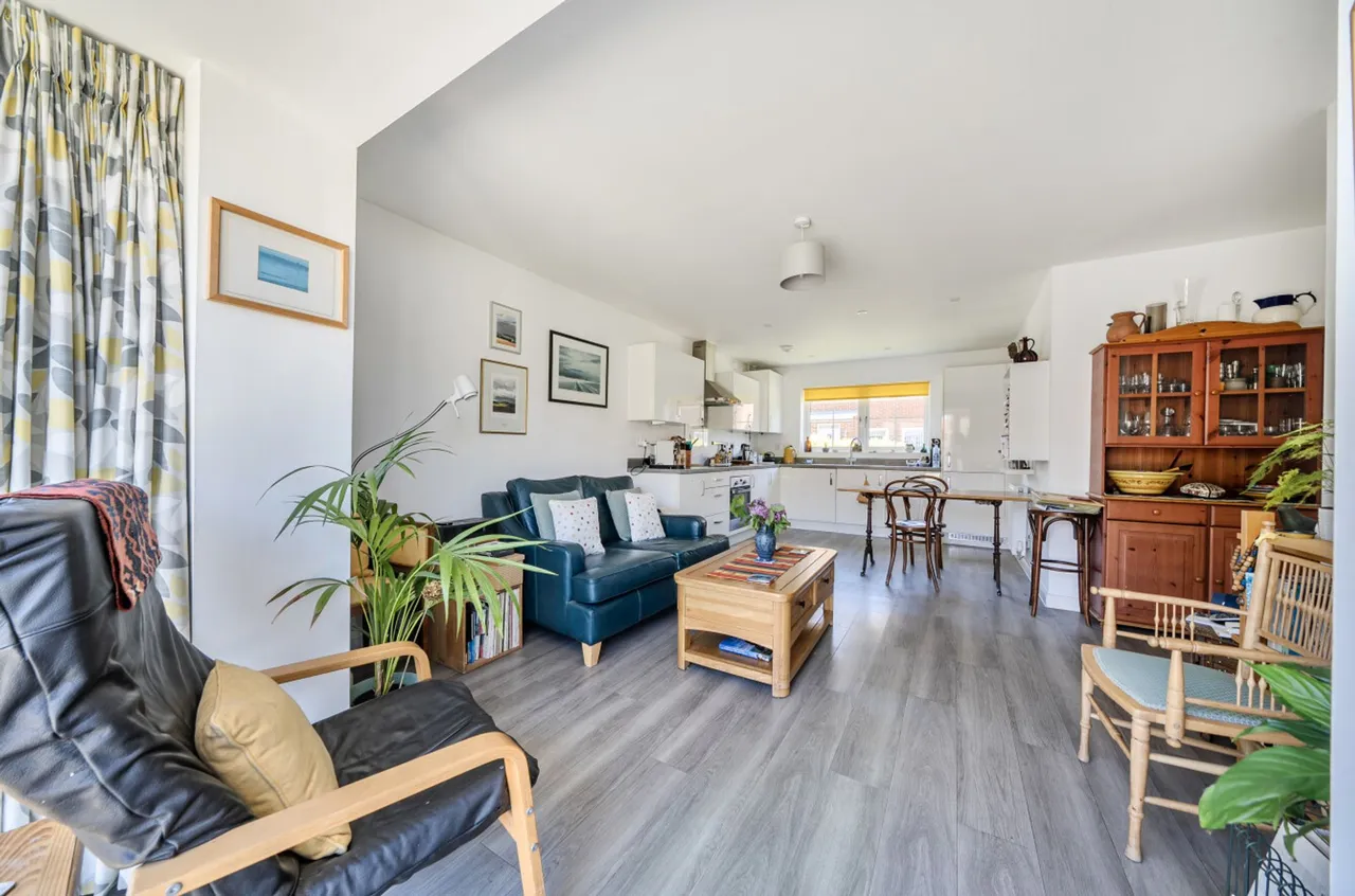 Jodrell Place, Selsey, PO20, photo 5