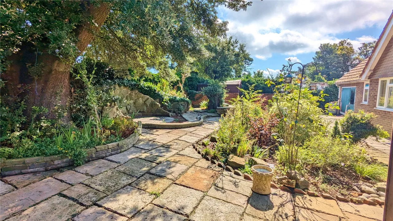 Cleveland Close, Salvington, BN13, photo 5