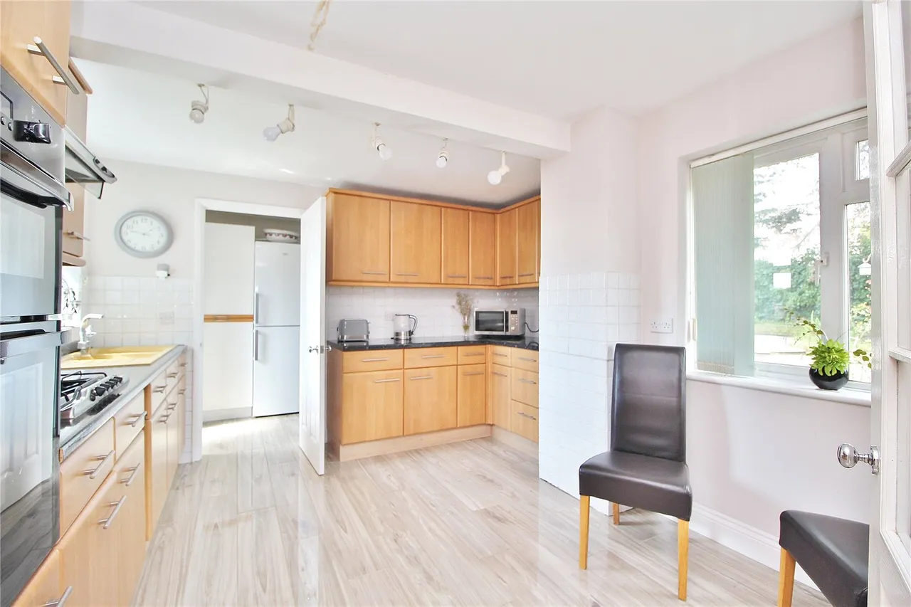Cleveland Close, Salvington, BN13, photo 12