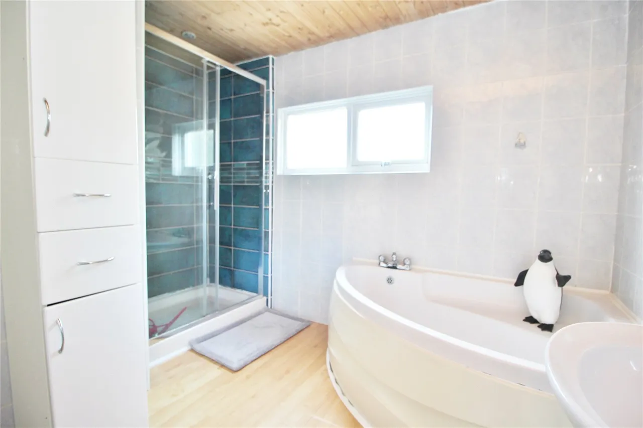Cleveland Close, Salvington, BN13, photo 17