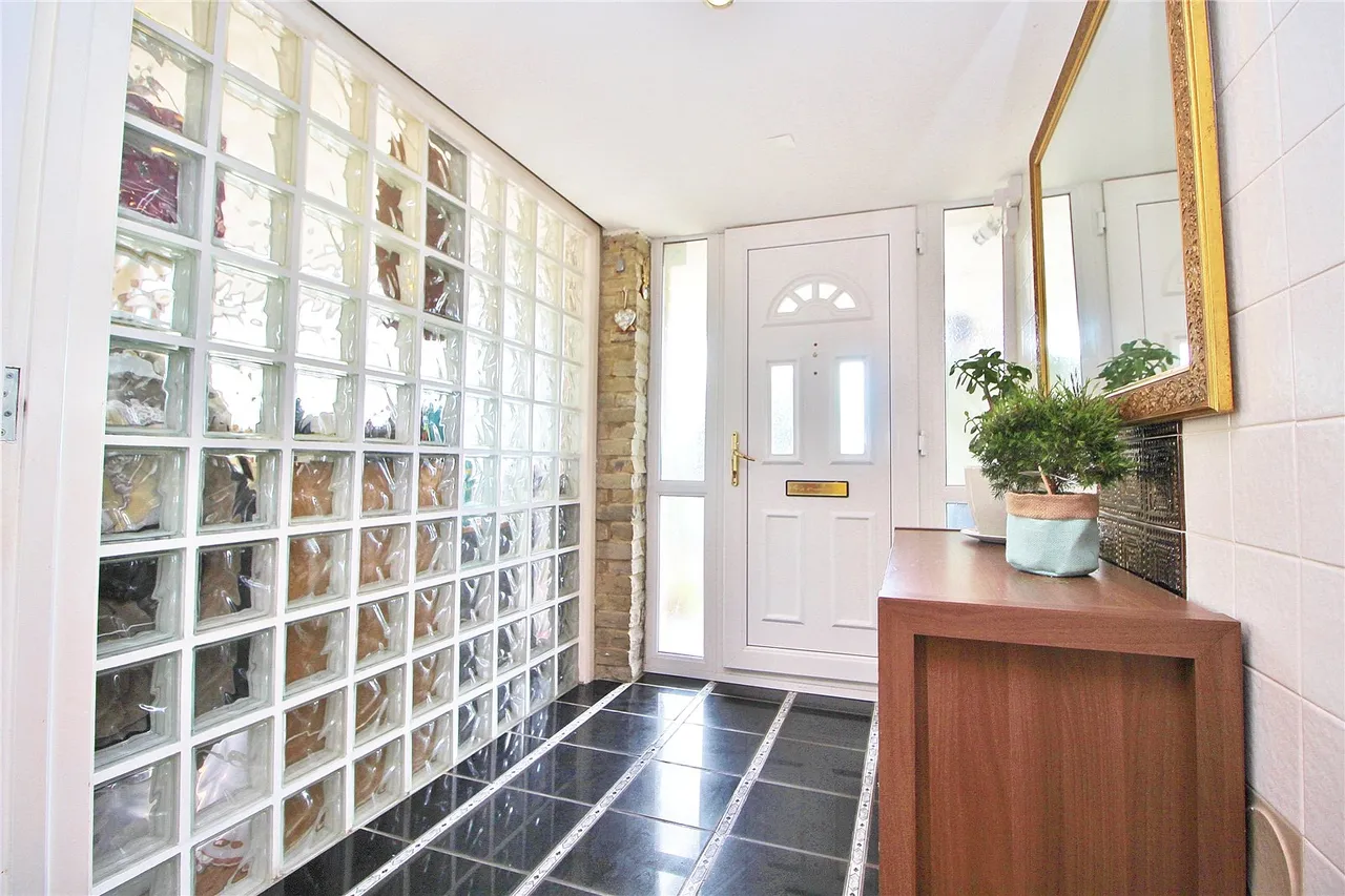 Cleveland Close, Salvington, BN13, photo 15