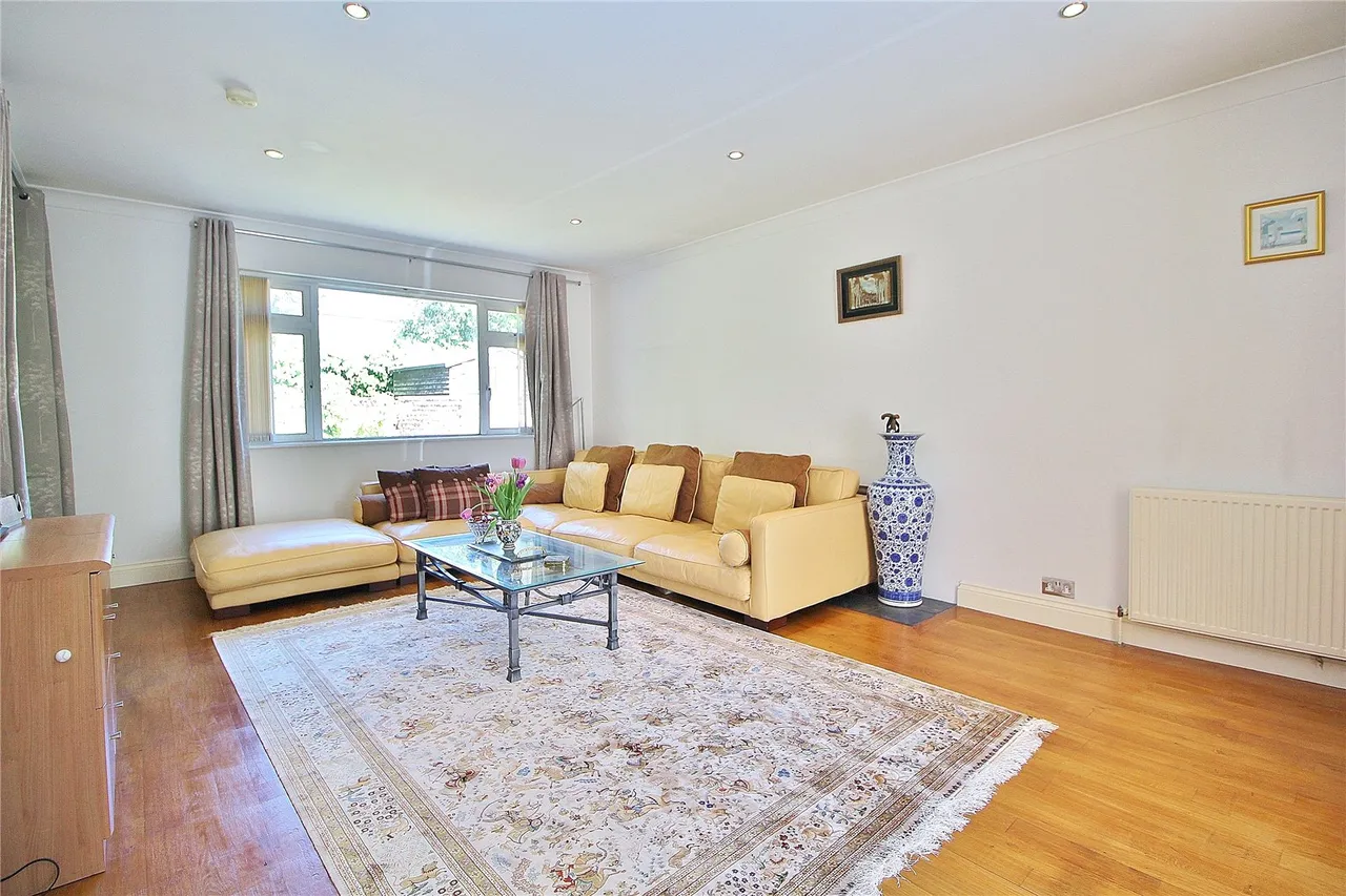 Cleveland Close, Salvington, BN13, photo 14