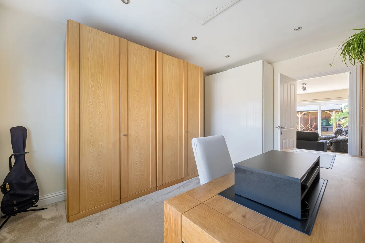 Palmbeach Avenue, Hythe, CT21, photo 20