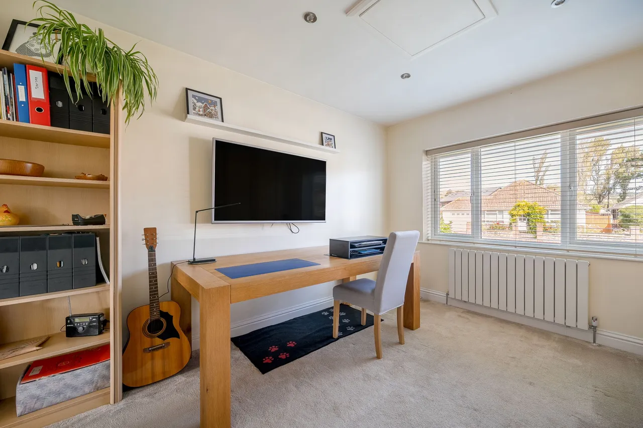 Palmbeach Avenue, Hythe, CT21, photo 19