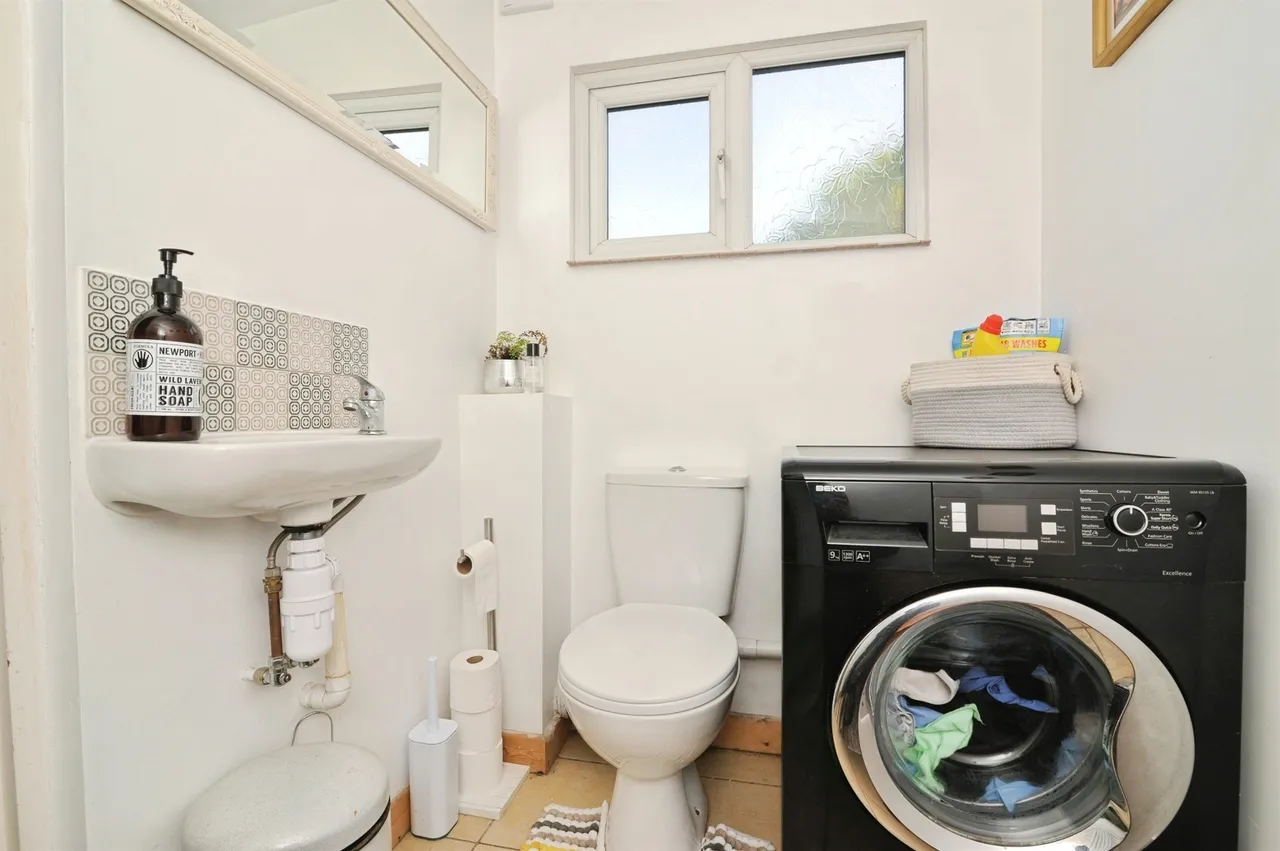 Dymond Road, St. Leonards-On-Sea, photo 12