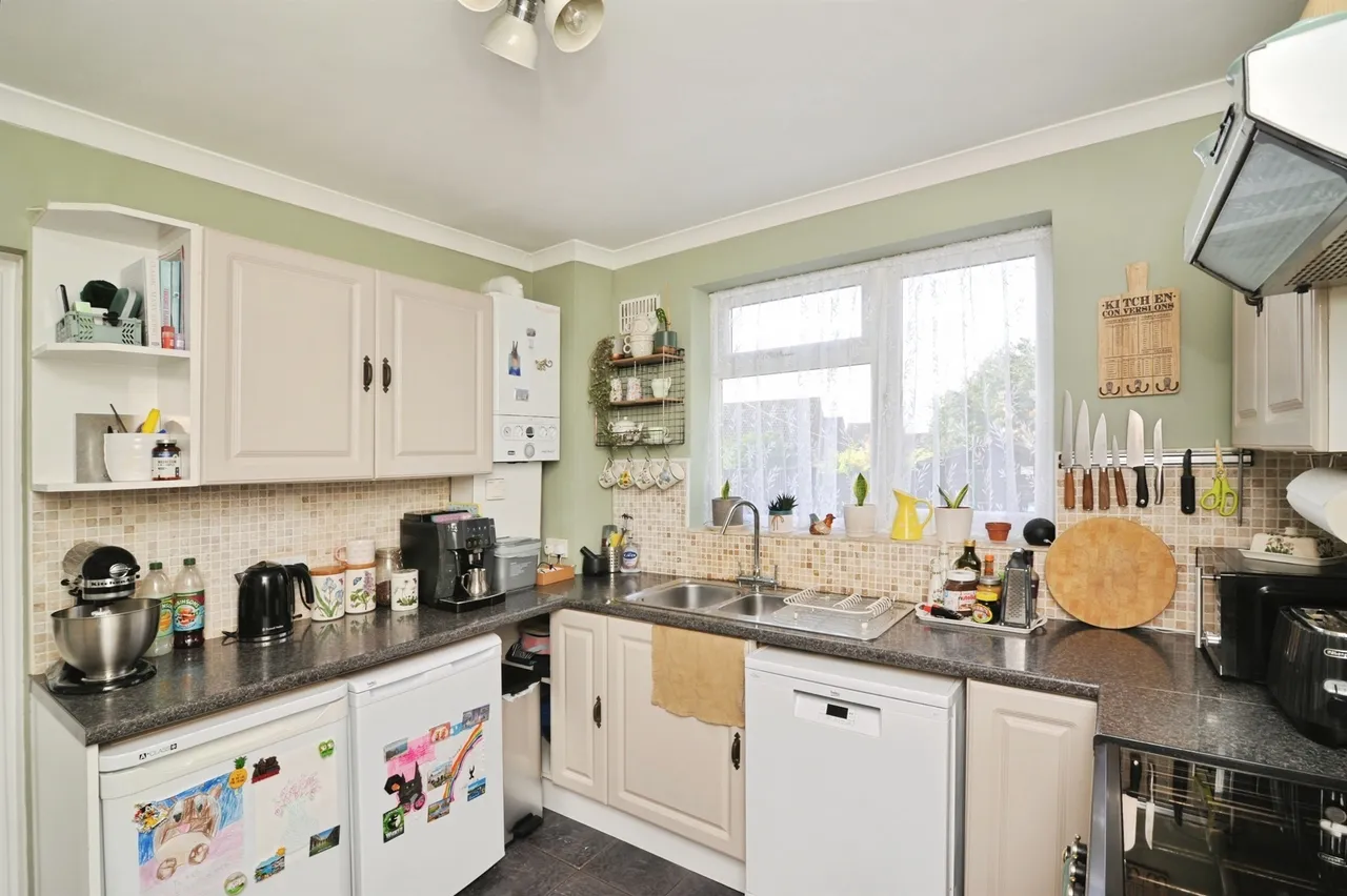 Dymond Road, St. Leonards-On-Sea, photo 7