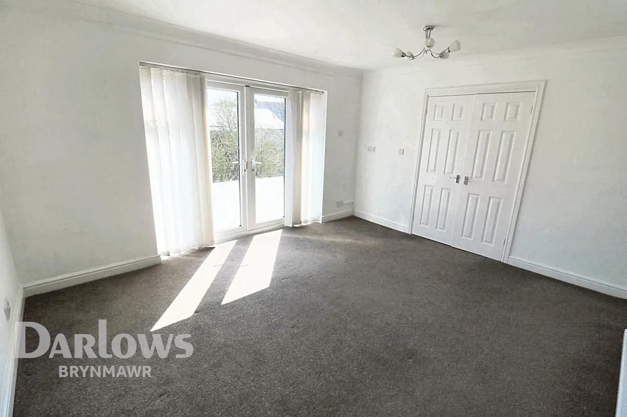Willow Court, Tredegar, photo 15