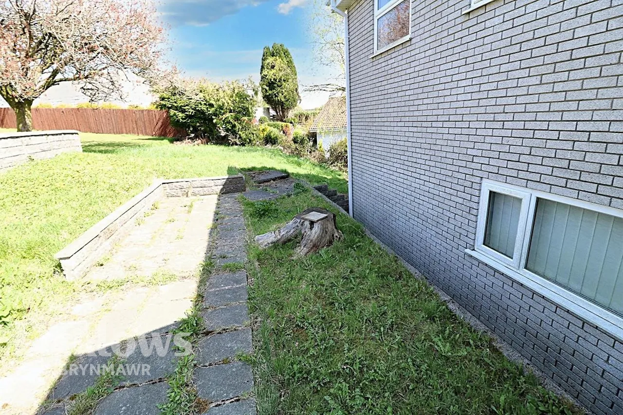 Willow Court, Tredegar, photo 32