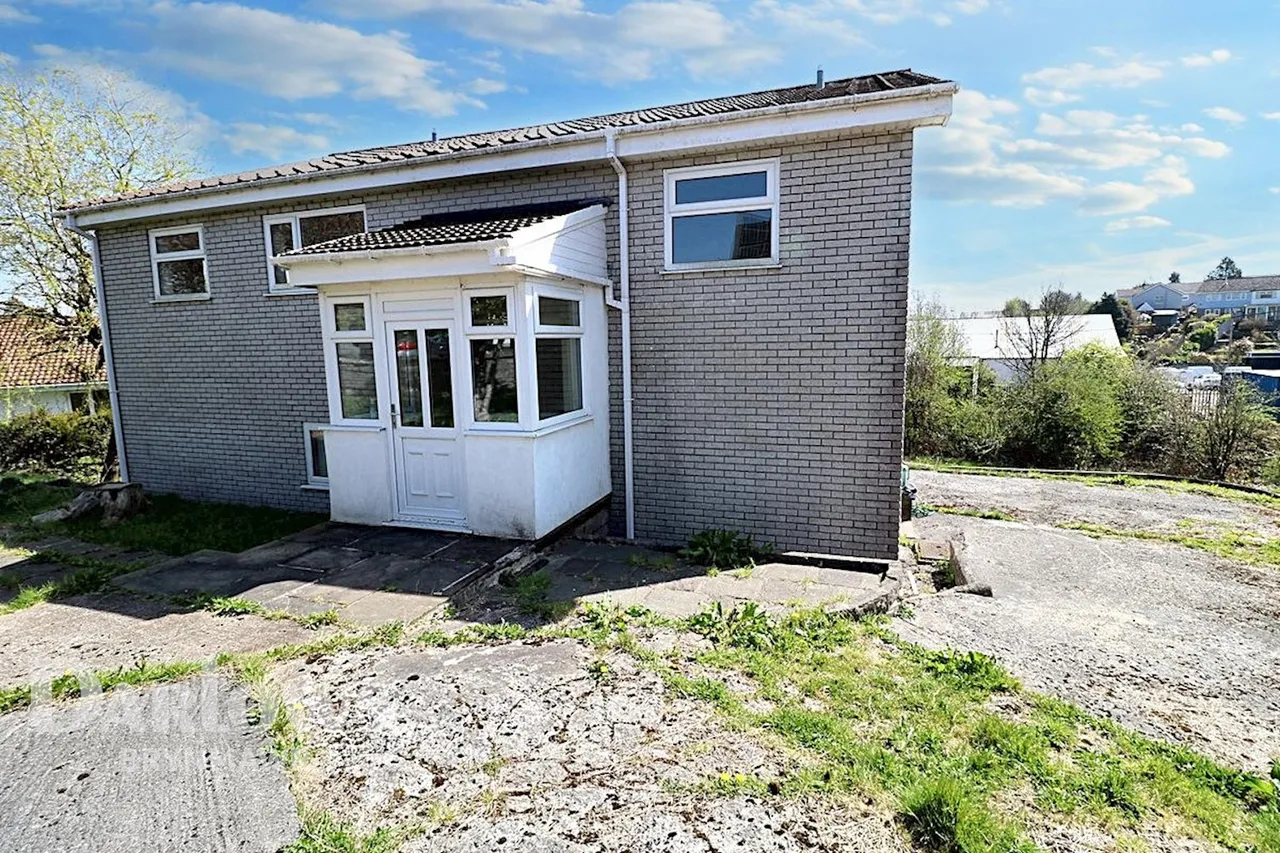 Willow Court, Tredegar, photo 4
