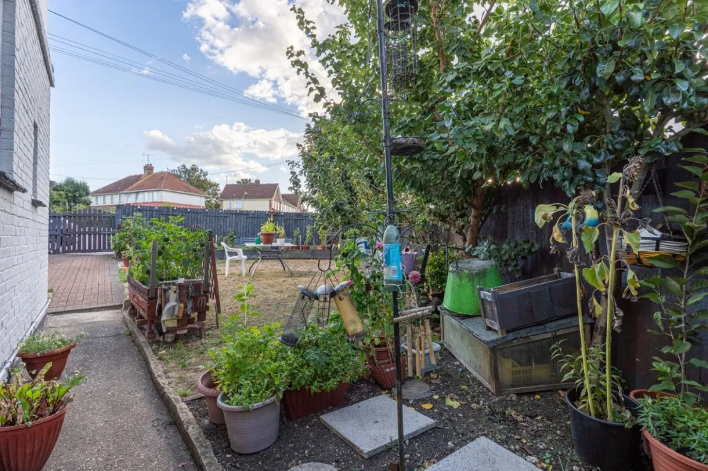 Jubilee Crescent, Gravesend, DA12, photo 22