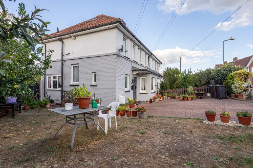 Jubilee Crescent, Gravesend, DA12, photo 16