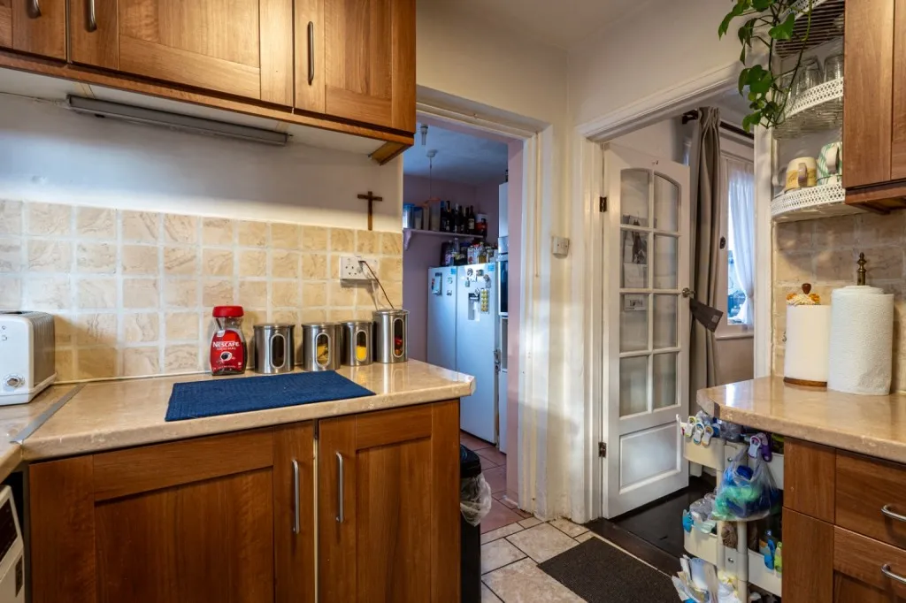 Jubilee Crescent, Gravesend, DA12, photo 8