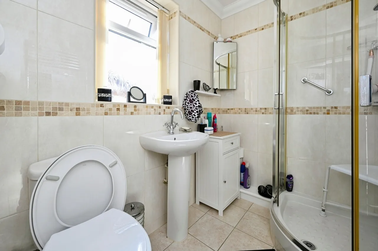 Rolaine Close, Mansfield Woodhouse, Mansfield, Nottinghamshire, NG19, photo 11