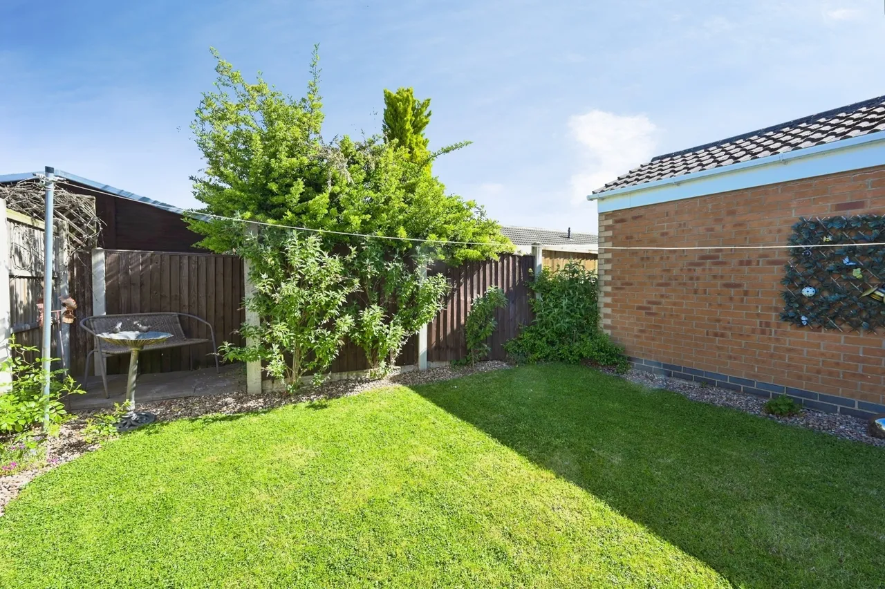 Rolaine Close, Mansfield Woodhouse, Mansfield, Nottinghamshire, NG19, photo 14