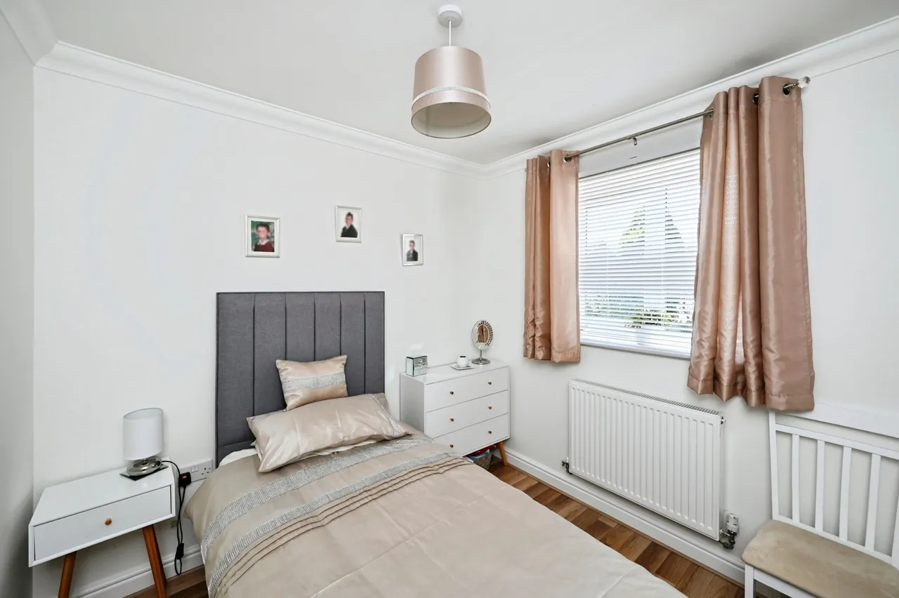 Rolaine Close, Mansfield Woodhouse, Mansfield, Nottinghamshire, NG19, photo 10