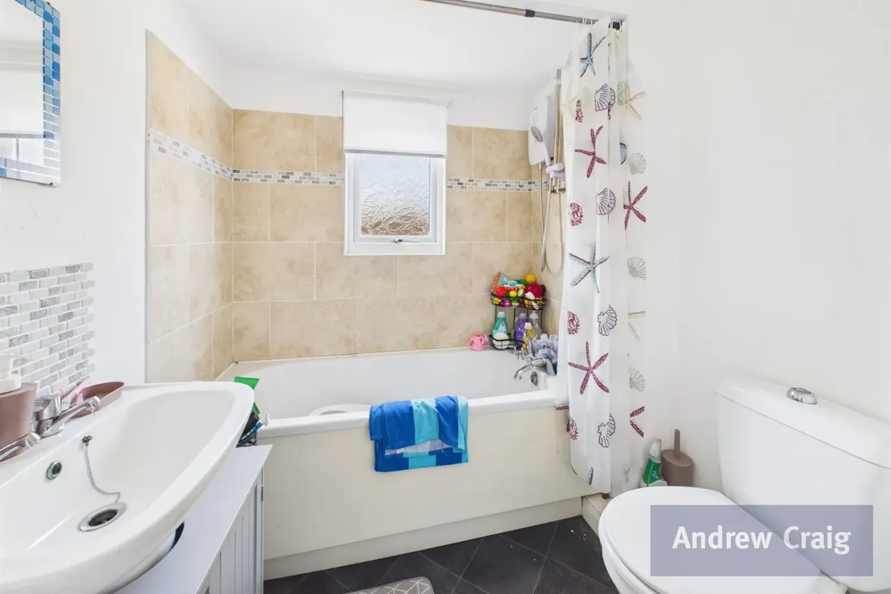 Parkin Gardens, High Heworth, NE10, photo 6