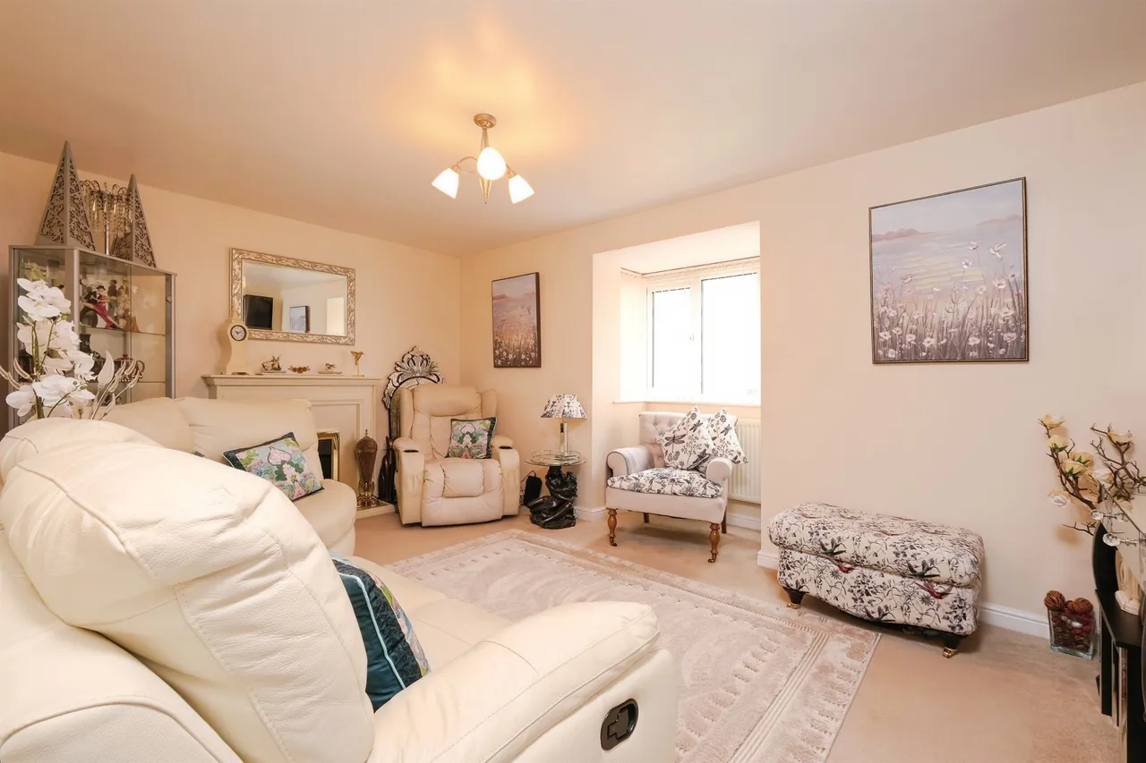 Cornpoppy Avenue, Monmouth, NP25, photo 10