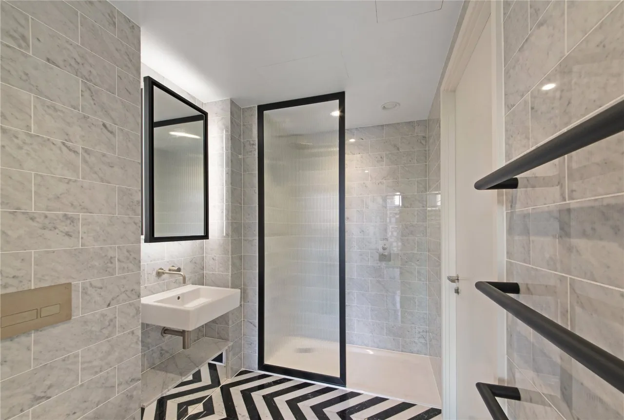 Wards Place, London, E14, photo 4