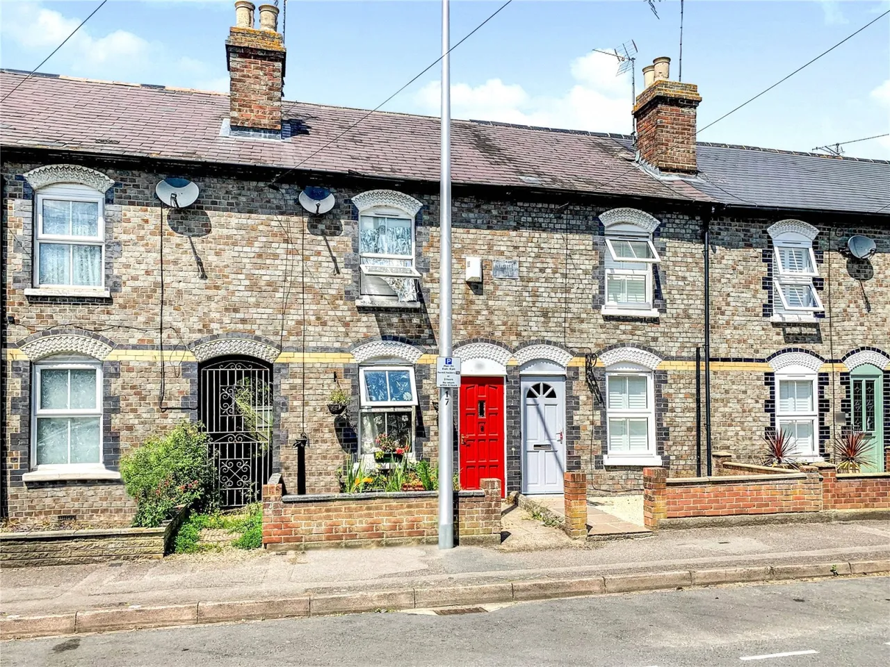 2 bed house to rent, Church Street, Theale, RG7