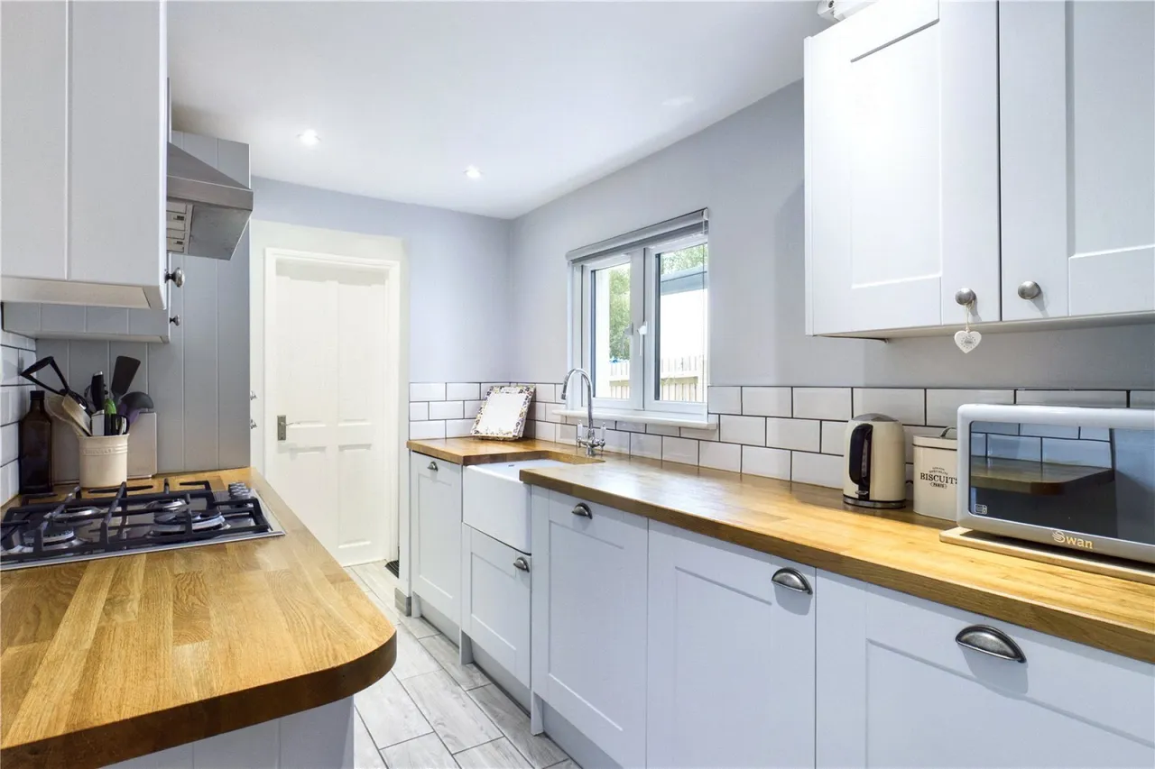 Church Street, Theale, RG7, photo 7