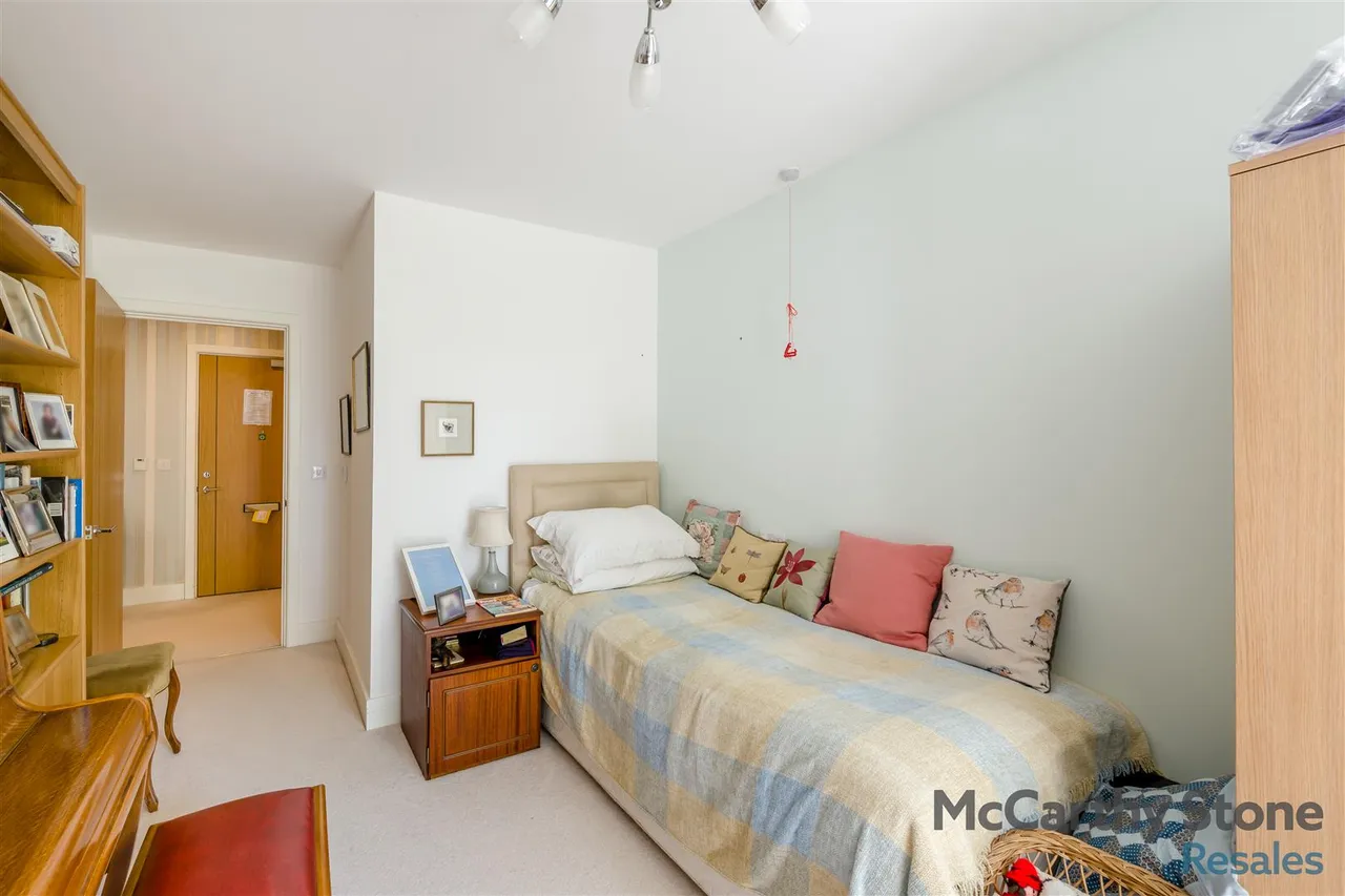 College Way, Welwyn Garden City, AL8, photo 9