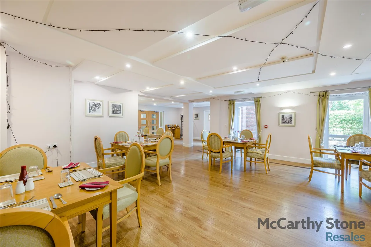 College Way, Welwyn Garden City, AL8, photo 34