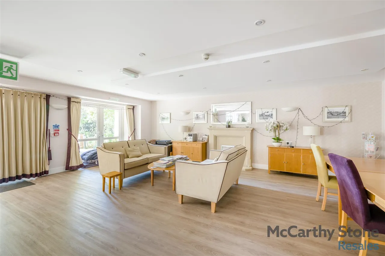 College Way, Welwyn Garden City, AL8, photo 36
