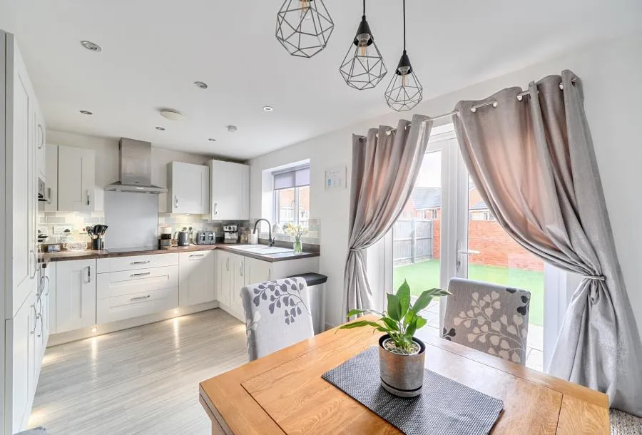 3 bed house for sale, Fisher Close, Midsomer Norton, BA3